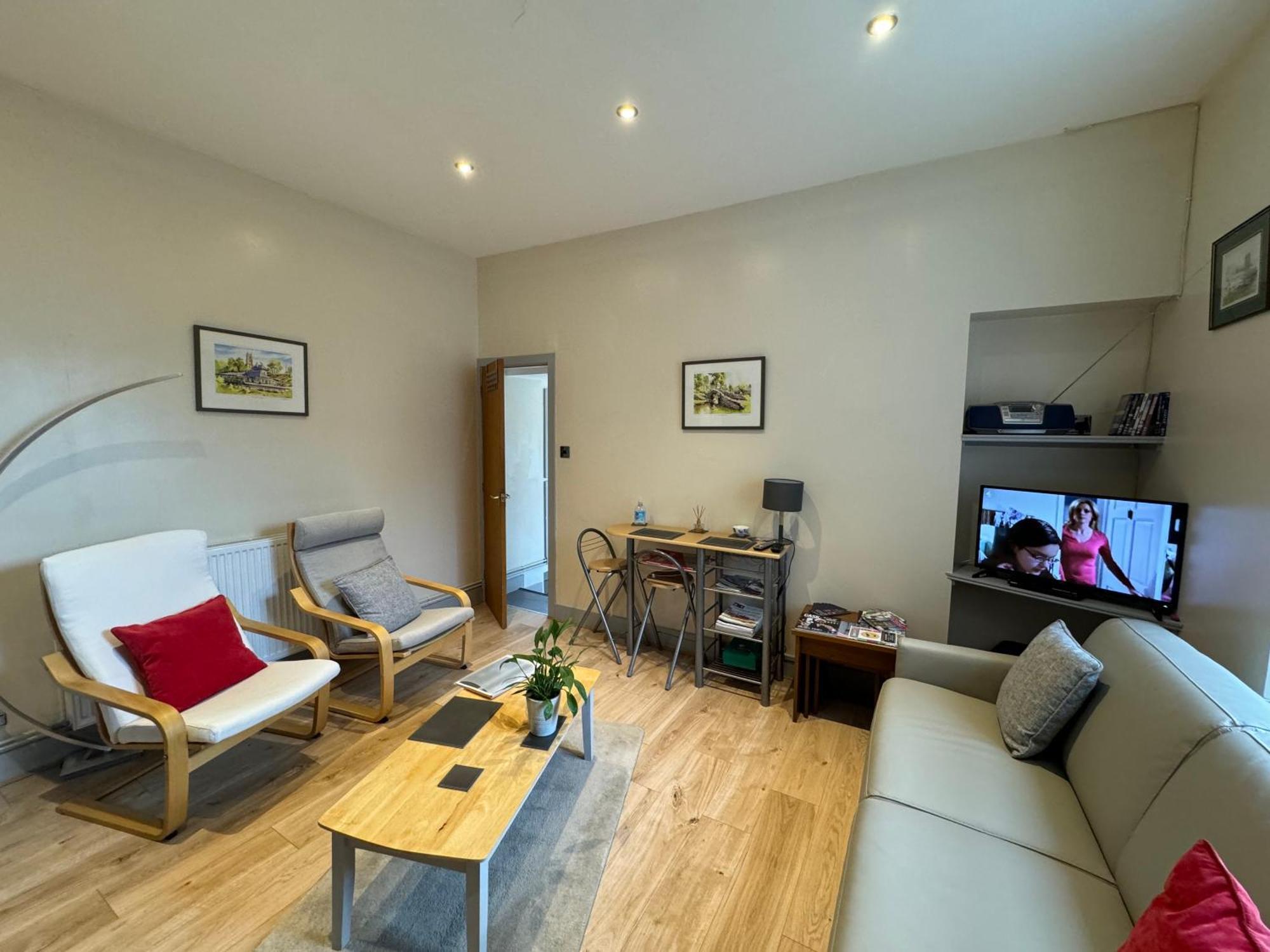 The Annex Keith Self Catering Wifi Private Parking Bkng Lejlighed Eksteriør billede